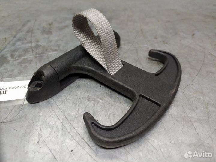 Крючок Skoda Octavia (A5 1Z) 2004-2013 хетчбэк