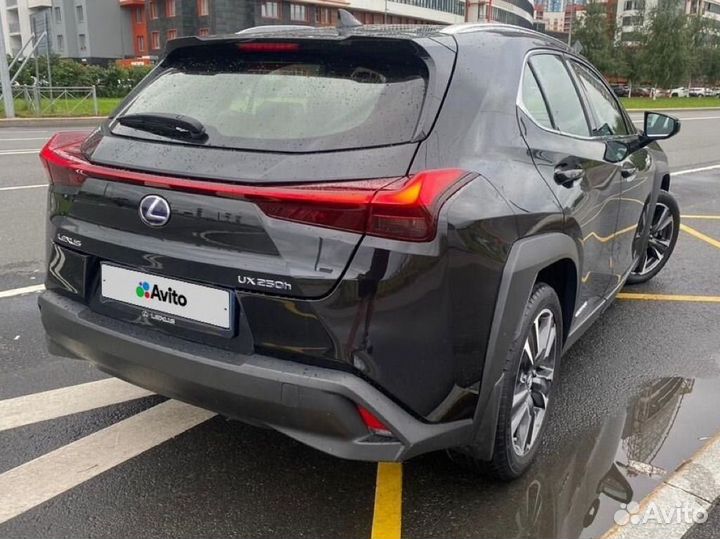 Lexus UX 2 CVT, 2019, 55 000 км