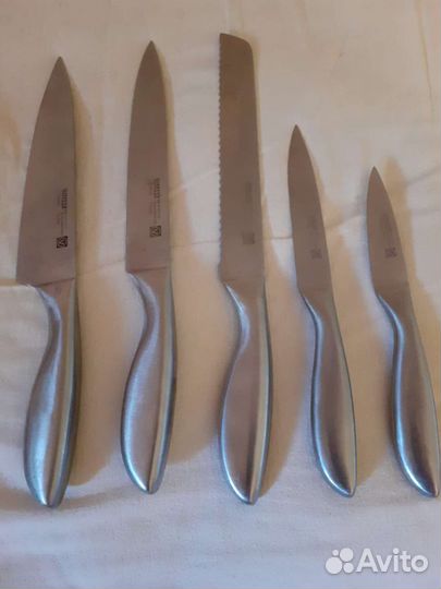 Набор кухонных ножей с подставкой