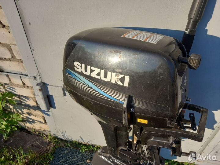 Лодочный мотор Suzuki DT15S