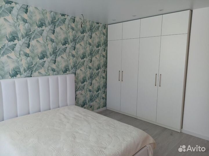 Шкаф на заказ в гостиную