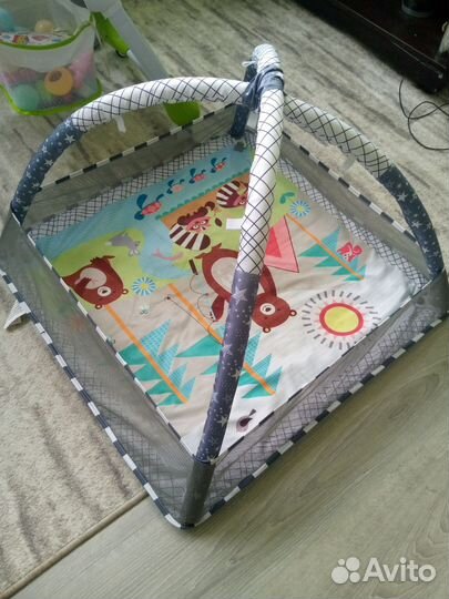 Развивающий коврик