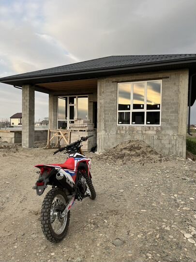 Дом 145 м² на участке 7,5 сот.