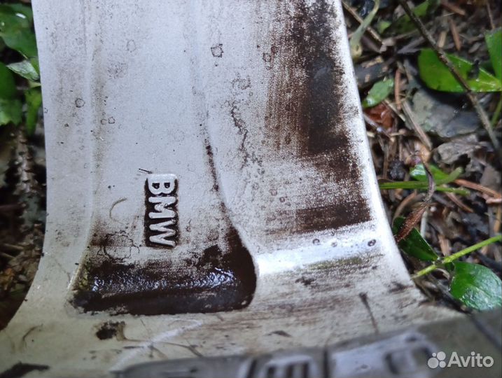 Колеса в сборе на бмв F10 разноширокие R18