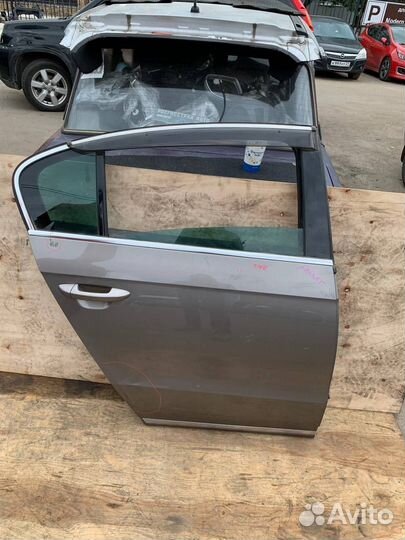 Дверь задняя правая Volkswagen Passat B7 седан