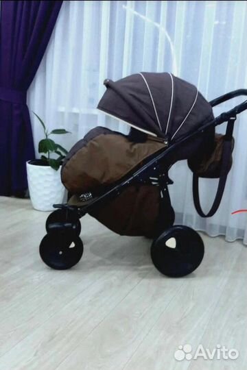 Коляска Zippy Tutis 3в1