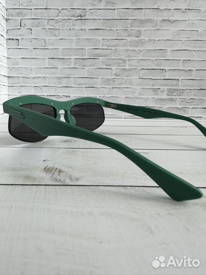 Солнцезащитные очки Bottega