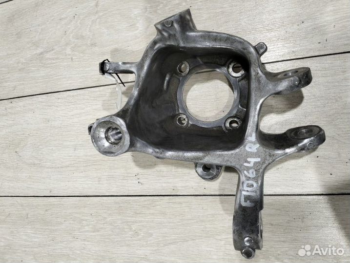 Кулак поворотный задний левый Bmw 528 I F10