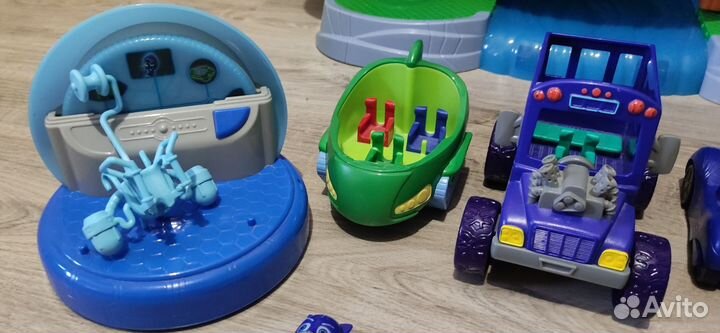 Штаб герои в масках