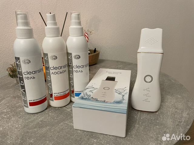 Ультразвуковой аппарат для чистки лица и гели