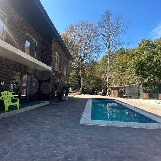 Дом 140 м² на участке 10 сот.