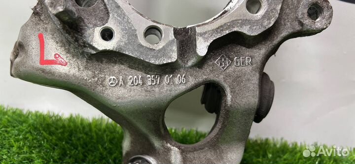 Кулак задний Mercedes-Benz C-Класс W204/S204