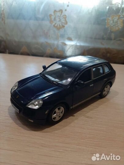 Модели kinsmart