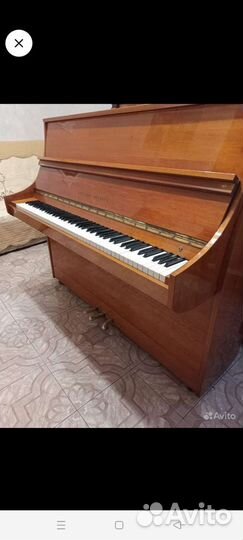 Продается пианино красный октябрь