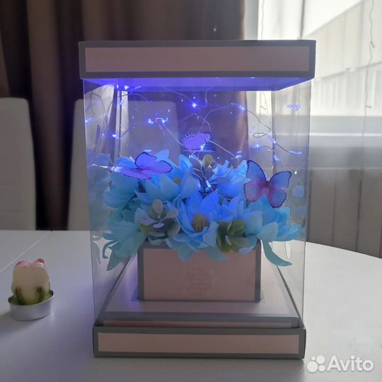 Композиция из мыльных хризантем