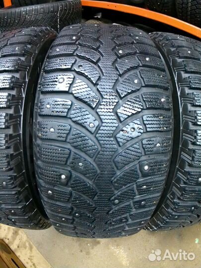 Bridgestone Blizzak Spike-01 225/60 R17
