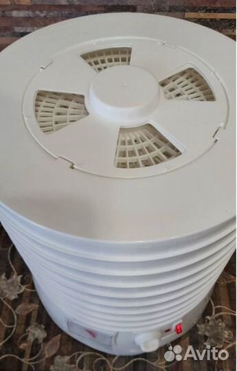 Сушилка для овощей и фруктов, 9 поддонов