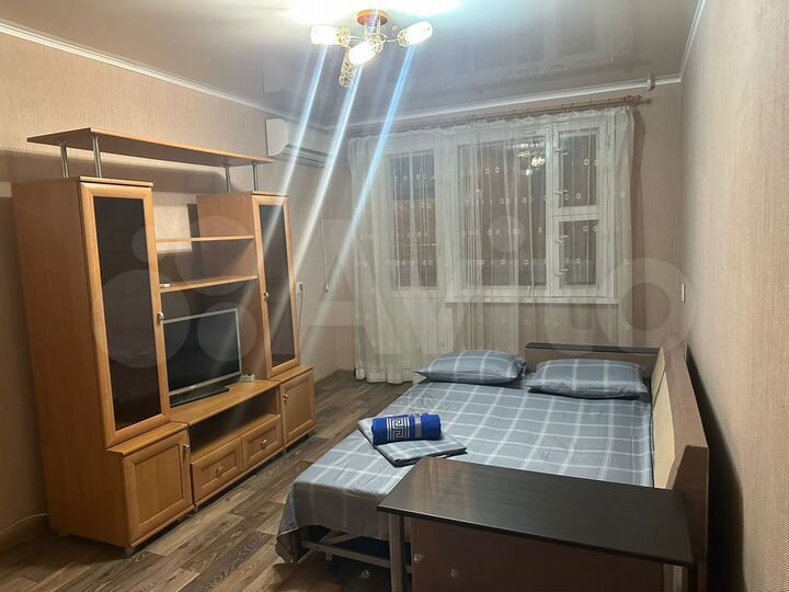 2-к. квартира, 70 м², 1/9 эт.