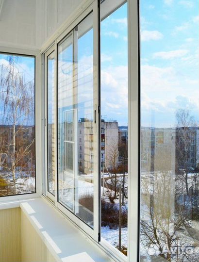 Остекление балконов и лоджий. Отделка балкона