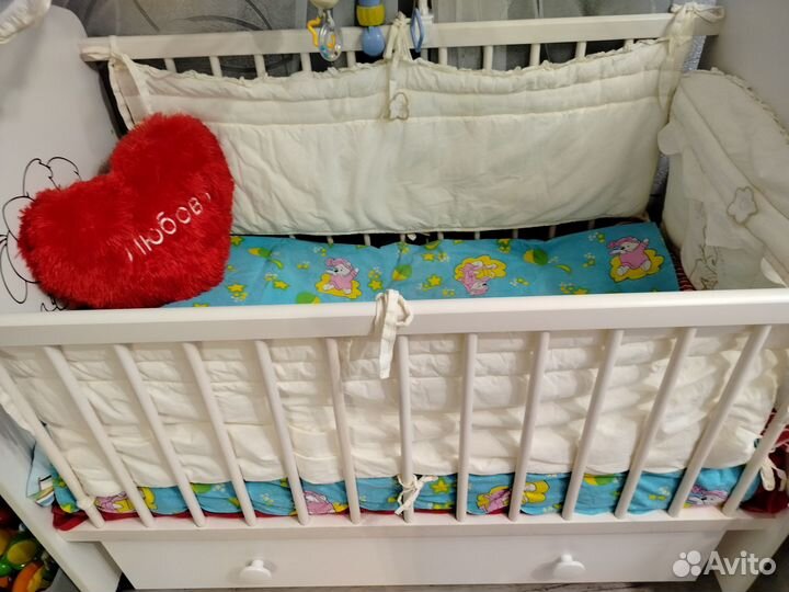 Бортики и балдахин в кроватку