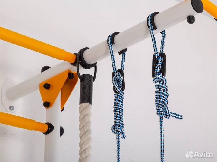 Спортивная шведская стенка