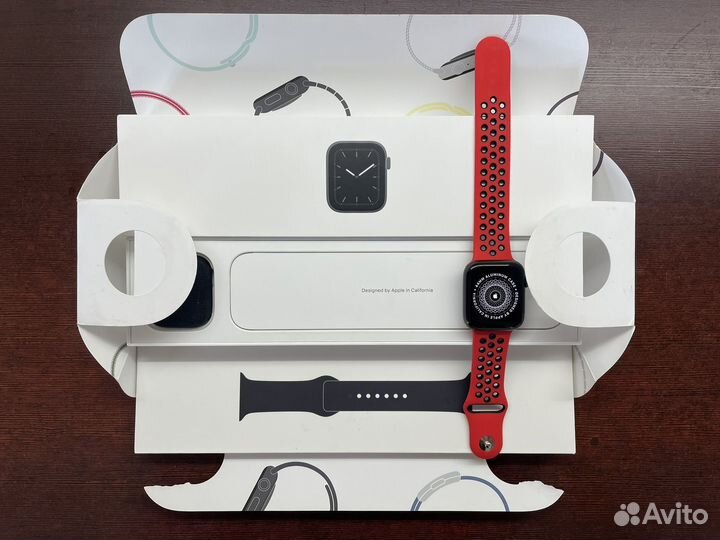 Apple watch series 5 44mm