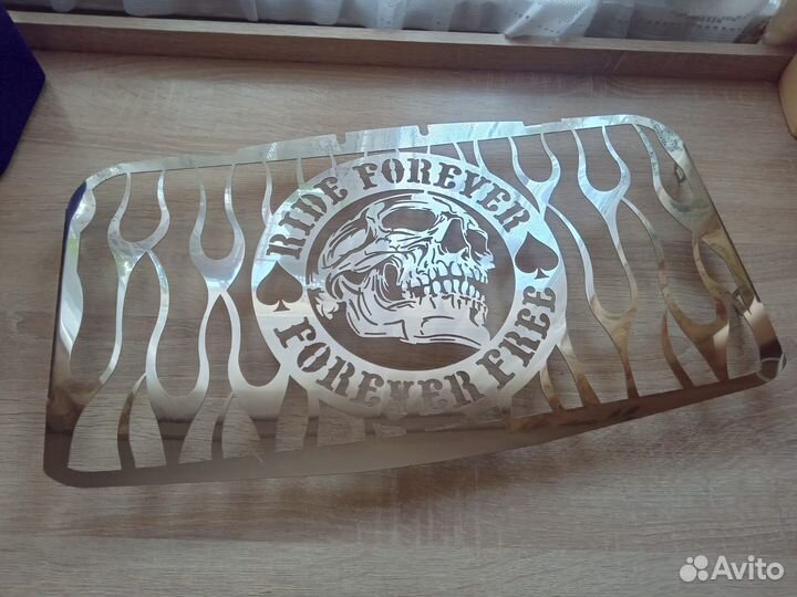 Решётка радиатора triumph rocket 3