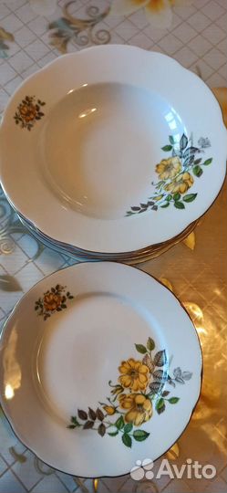Набор столовой посуды новый