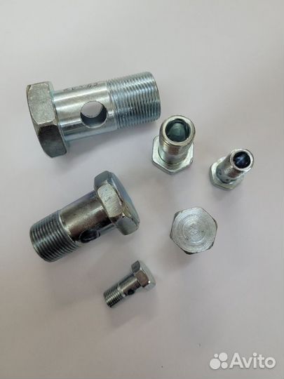 Болты метрические Banjo