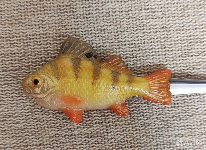 Ложка с окунем