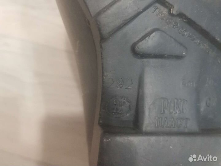 Болотные сапоги