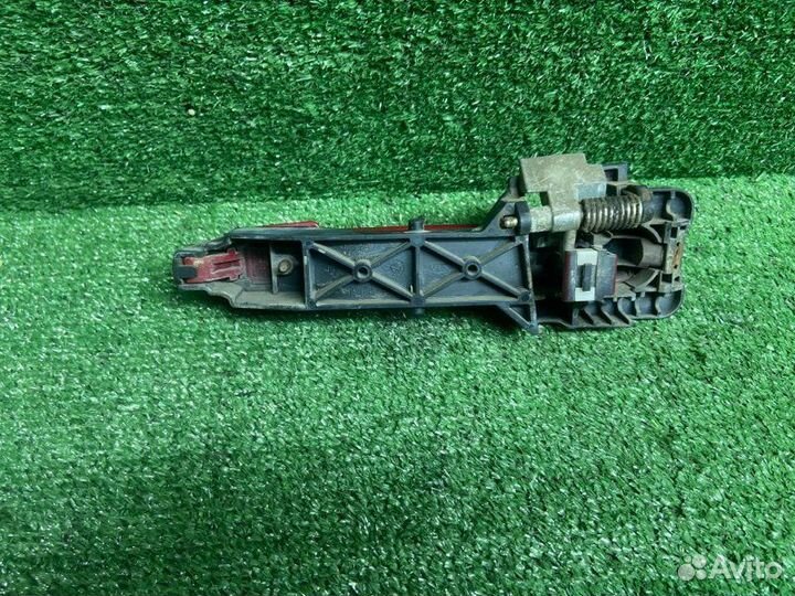 Ручка наружная передняя правая Kia Ceed ED