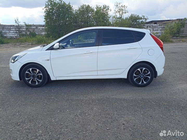 Hyundai Solaris 1.4 МТ, 2015, 181 390 км