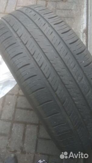 Hankook Radial RA18 235/60 R18