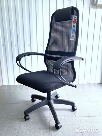 Офисное кресло компьютерное кресло