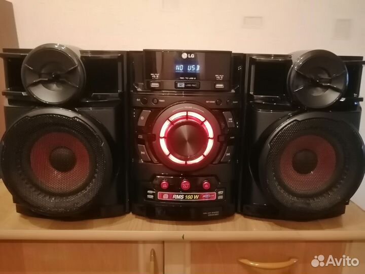 LG CM4320 2USB, AUX, MP3, радио