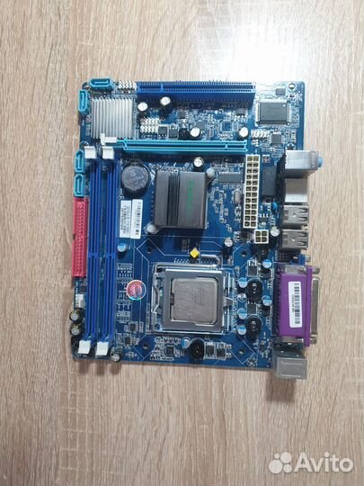 Материнская плата 775 с процессором