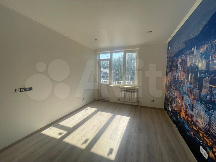 4-к. квартира, 109 м², 3/3 эт.