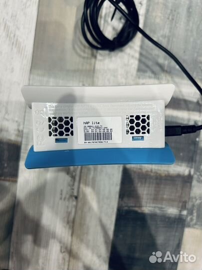 Маршрутизатор (роутер) mikrotik hap lite