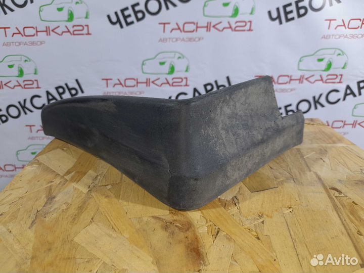 Брызговик передний левый Hyundai Tucson 3 (15-20)