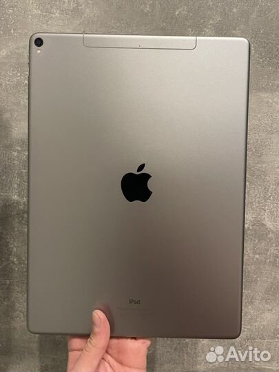 iPad Pro 12.9 2 поколения