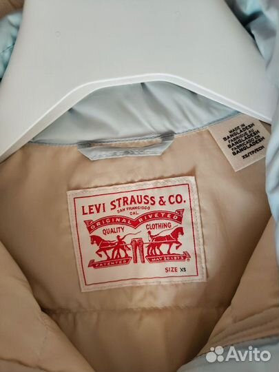 Куртка levis женская