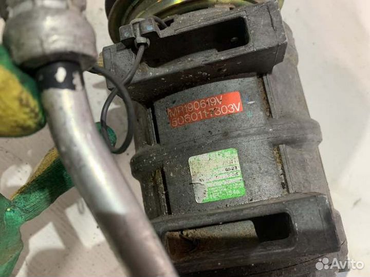 Компрессор кондиционера Mitsubishi L200 2.5