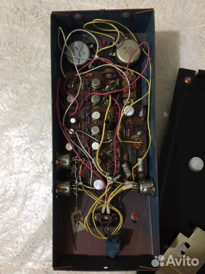 Устройство для звуковых эффектов (Фазер-2,Эффект-3