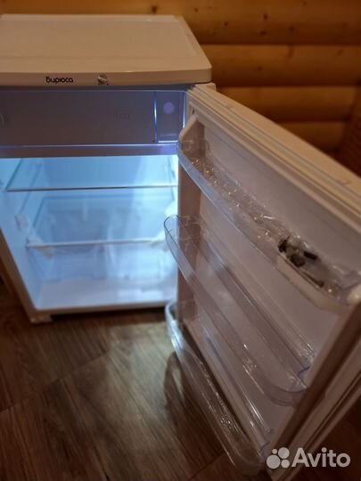 Холодильник маленький Бирюса