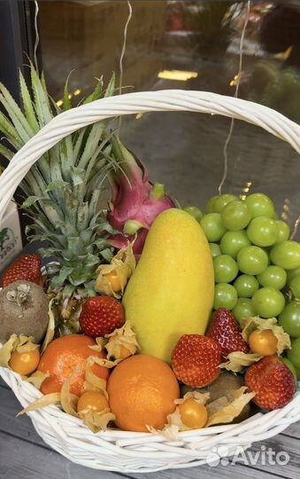 Подарочные корзины и коробочки