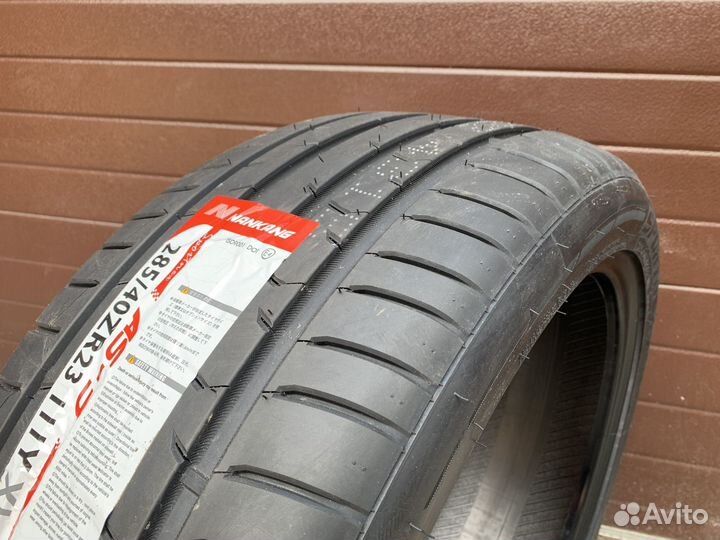 Nankang AS-2 285/40 R23 111Y