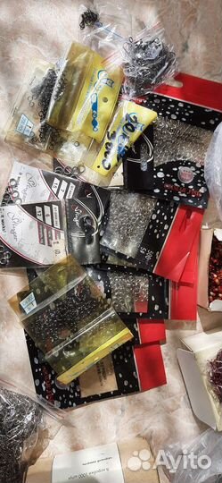 Заготовки блесен, мормышек, крючки разные