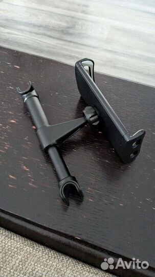 Держатель для телефона в машину