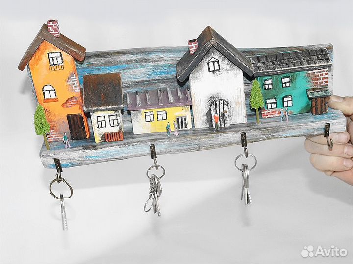 Ключница настенная из дерева
